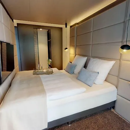 White Pearl 2.12 Apartment