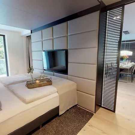 Apartment White Pearl 2.12 *